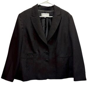 Jones New York Black Pinstripe Women's Suit Jacket. Size 16W